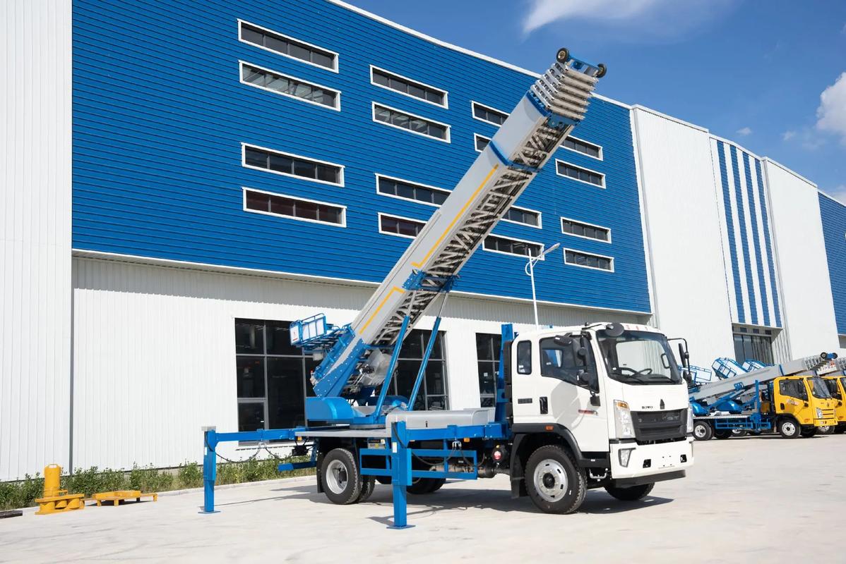 得荣小型云梯车上料车租赁多少钱