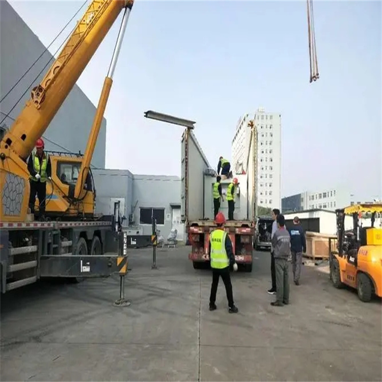 得荣如何找到附近的吊车救援服务