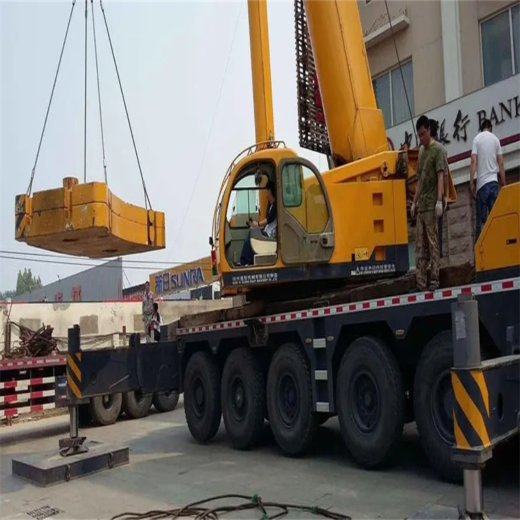 得荣当地吊车出租|机器吊装|75吨|工厂搬迁服务